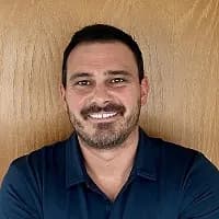 Taylor Ayers  profile image